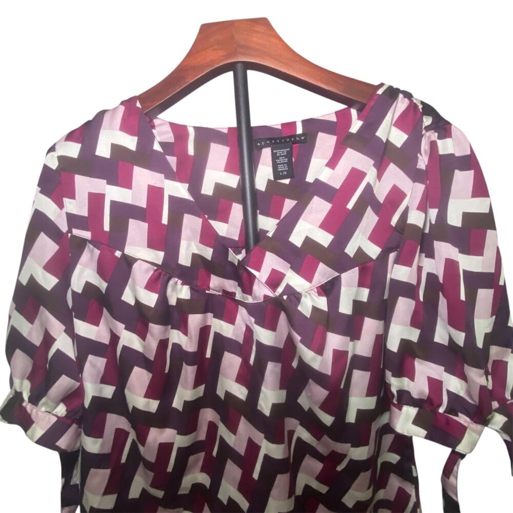 Geometric Print V-Neck Blouse Puff Tie-Sleeves Multicolor Casual Comfort Office‎